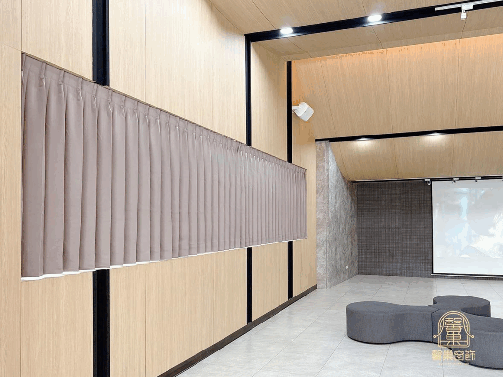 客製化的防焰窗簾遮光性表現直逼滿分