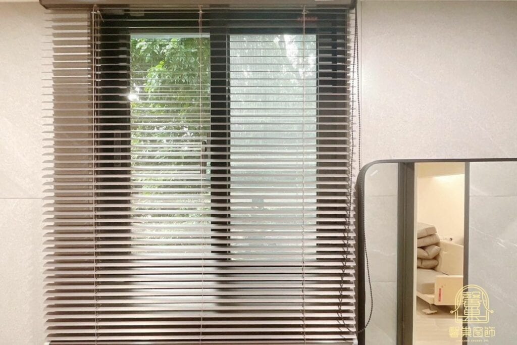 浴室窗簾怎麼選？防水、防霉、隱私兼具的完整指南